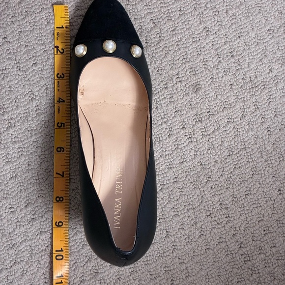 Ivanka Trump Beige and Black Pearl Heels - Picture 13 of 14